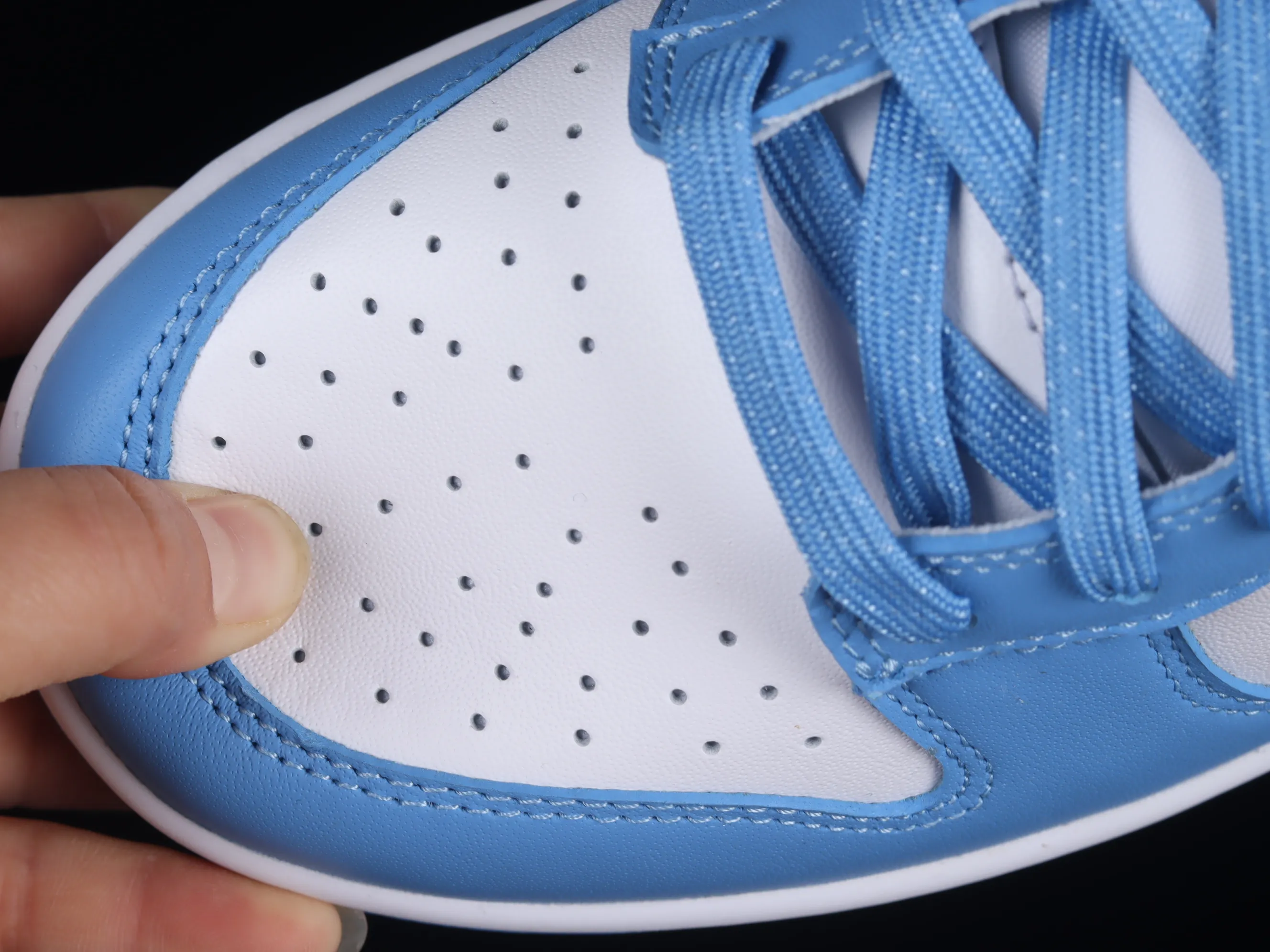 All categories Nk SB Dunk series Nk SB Dunk Low low-top sneakers M version pure original Nk Dunk Low "University Blue" white blue North Carolina white blue Dunk series low-top casual sports skateboard shoes DD1391-102